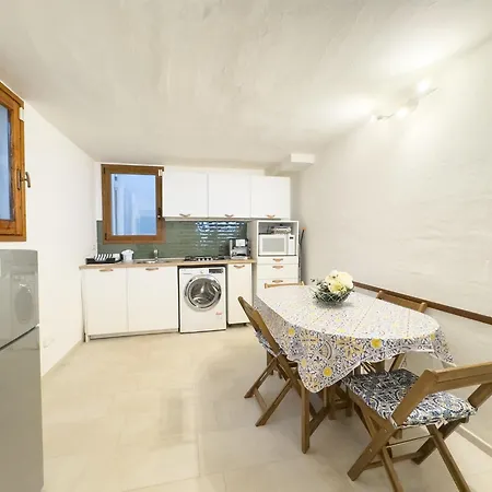 Orizzonte Azzurro, Vista Mare * Вилласимиус